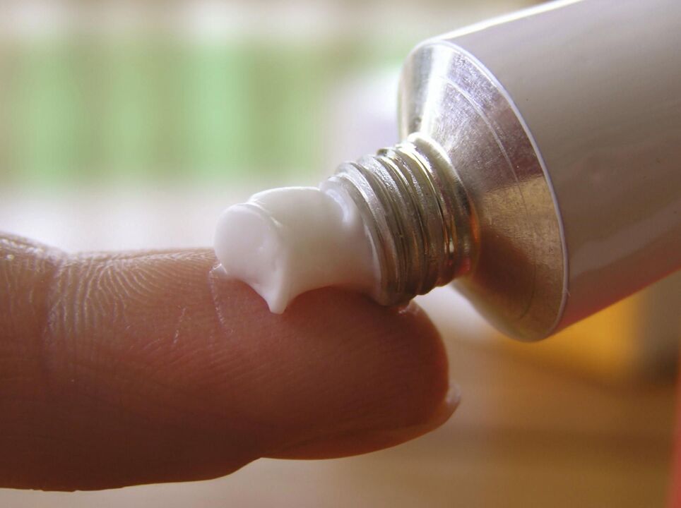 tırnak mantarı tedavisi için merhem